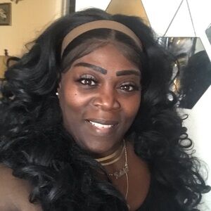 Meet your Posher, Khadedra